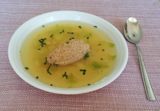 Dinkel-Grießnockerl